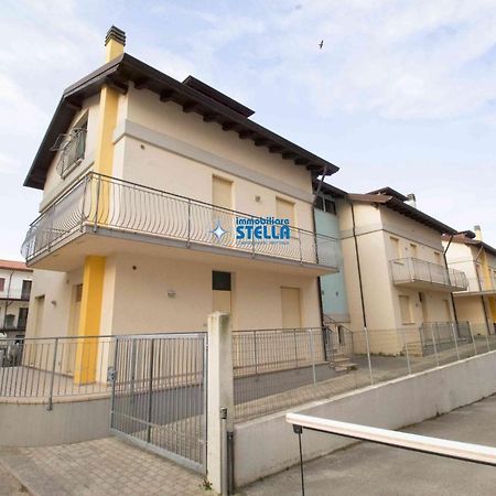 Condominio Carnelos Lido di Jesolo Exteriör bild