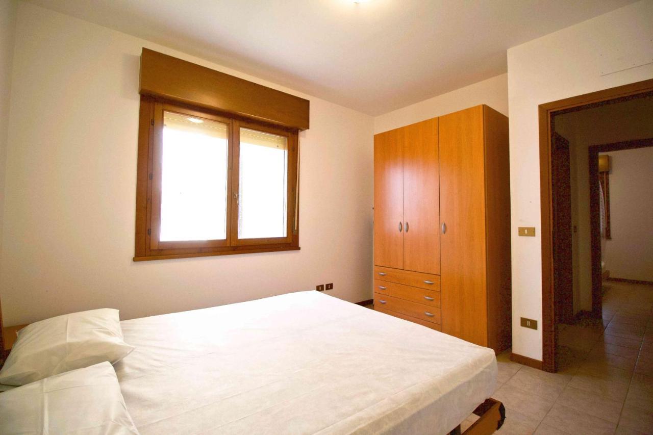 Condominio Carnelos Lido di Jesolo Exteriör bild