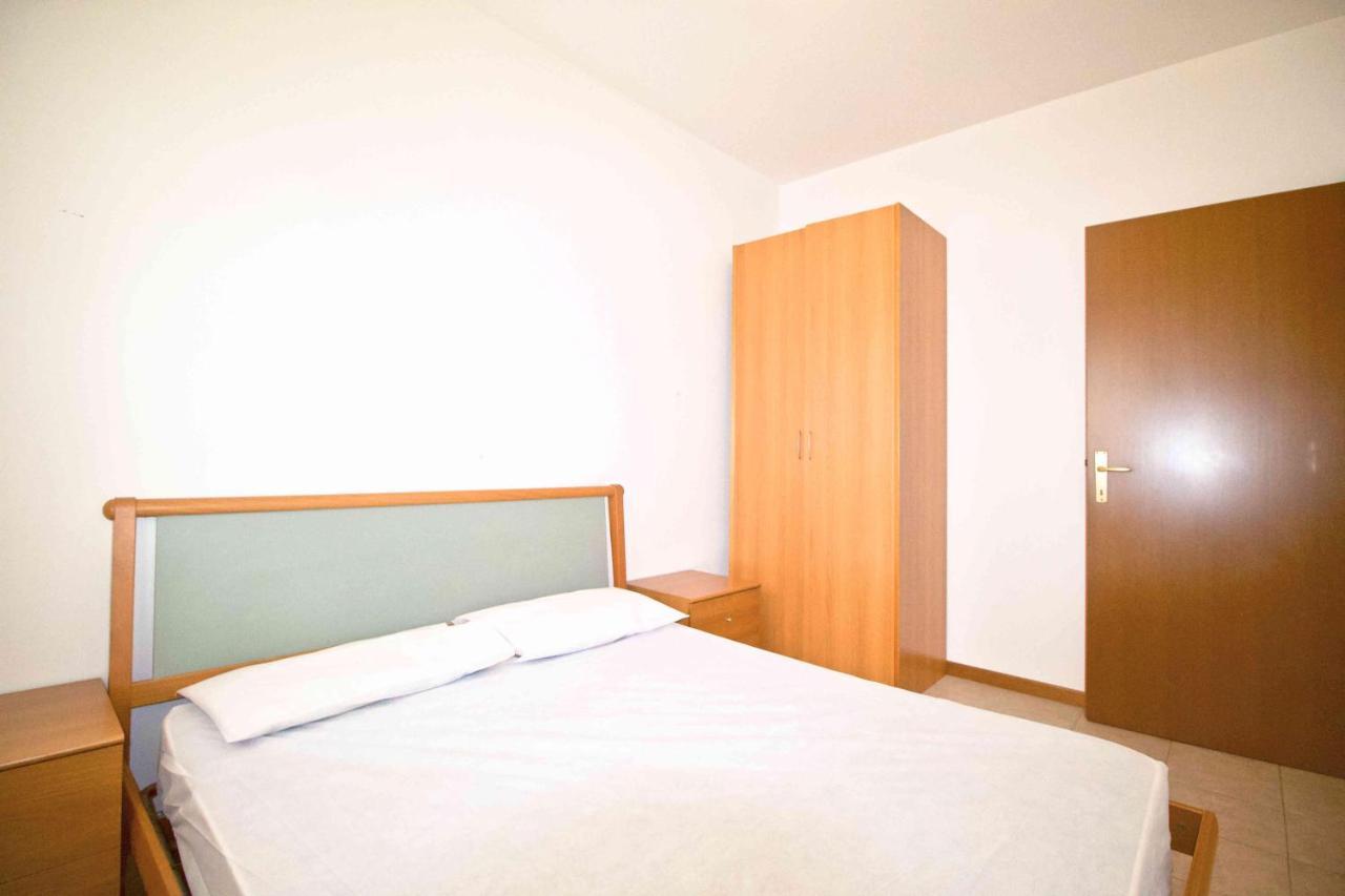 Condominio Carnelos Lido di Jesolo Exteriör bild