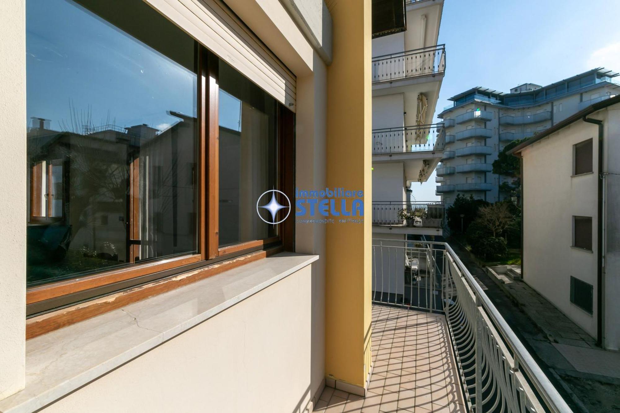 Condominio Carnelos Lido di Jesolo Exteriör bild