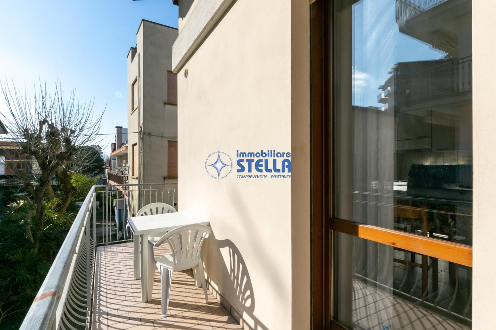Condominio Carnelos Lido di Jesolo Exteriör bild