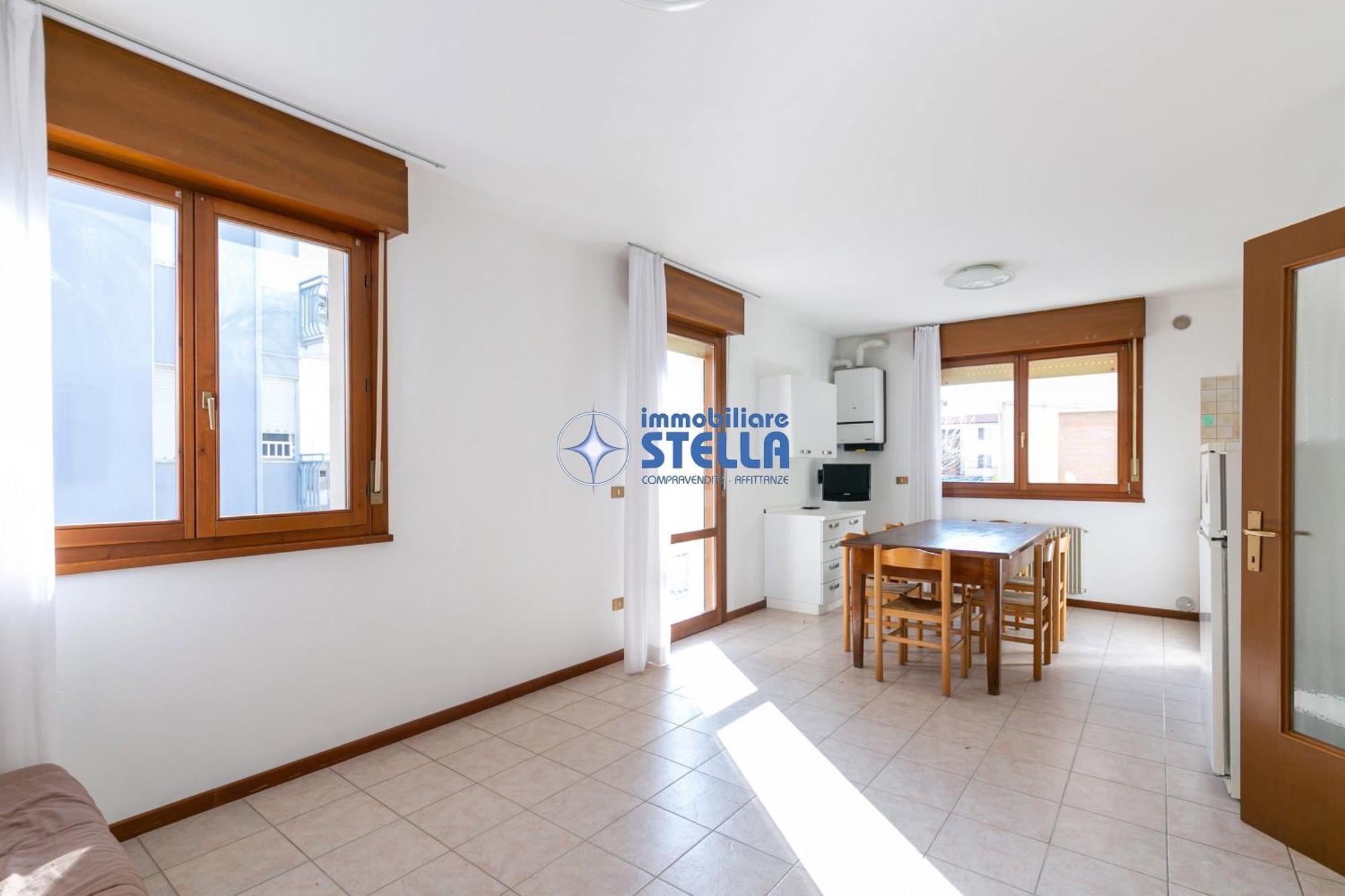 Condominio Carnelos Lido di Jesolo Exteriör bild